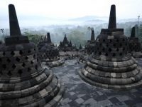 016021200_1508320915-Candi-Borobudur5